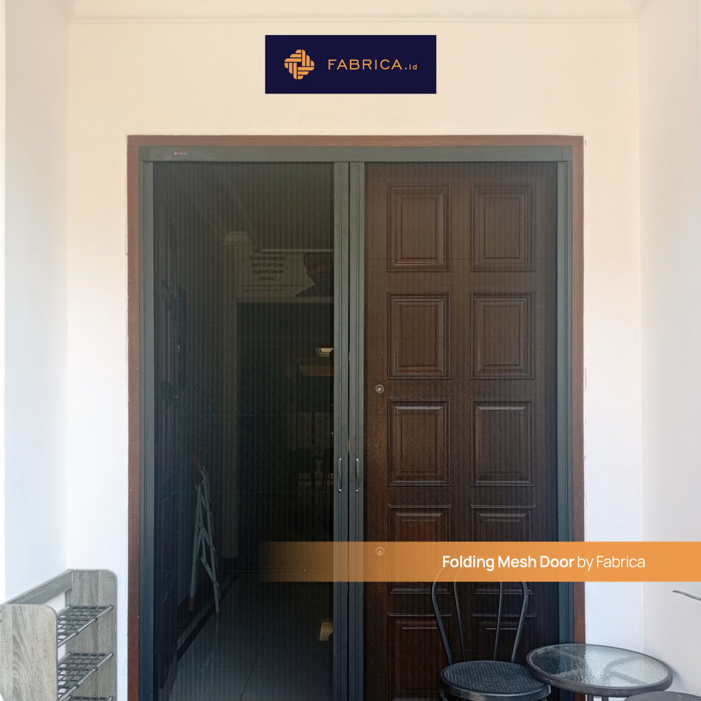 Folding Mesh - Door