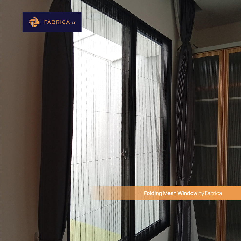 Folding Mesh Window